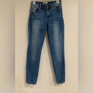 Luna Nora Jeans Women's Size 6 Light Wash High Waisted Jeans